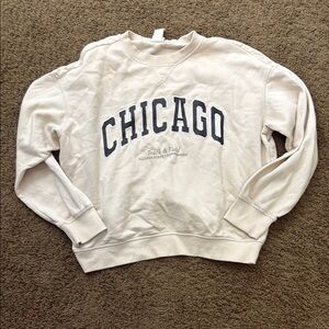 H&M Off-White Sweatshirt